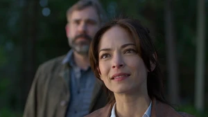 Murder in a Small Town (Legendado) S1E01